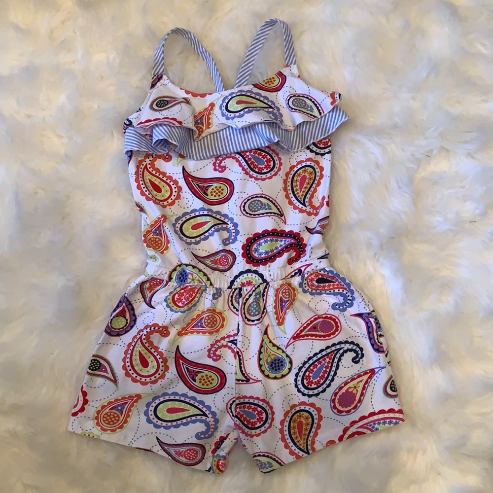 ⭐️Three Friends paisley romper size 10
